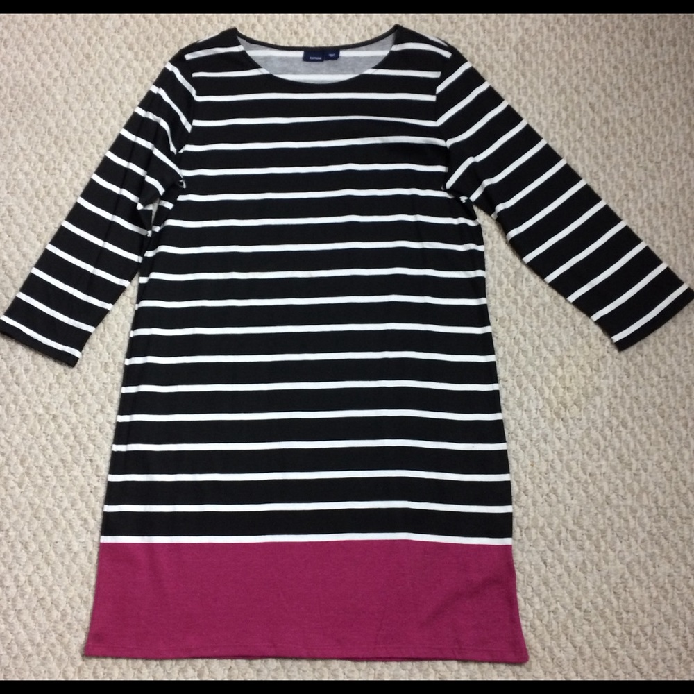 NWOT Basic Editions long sleeve cotton dress L